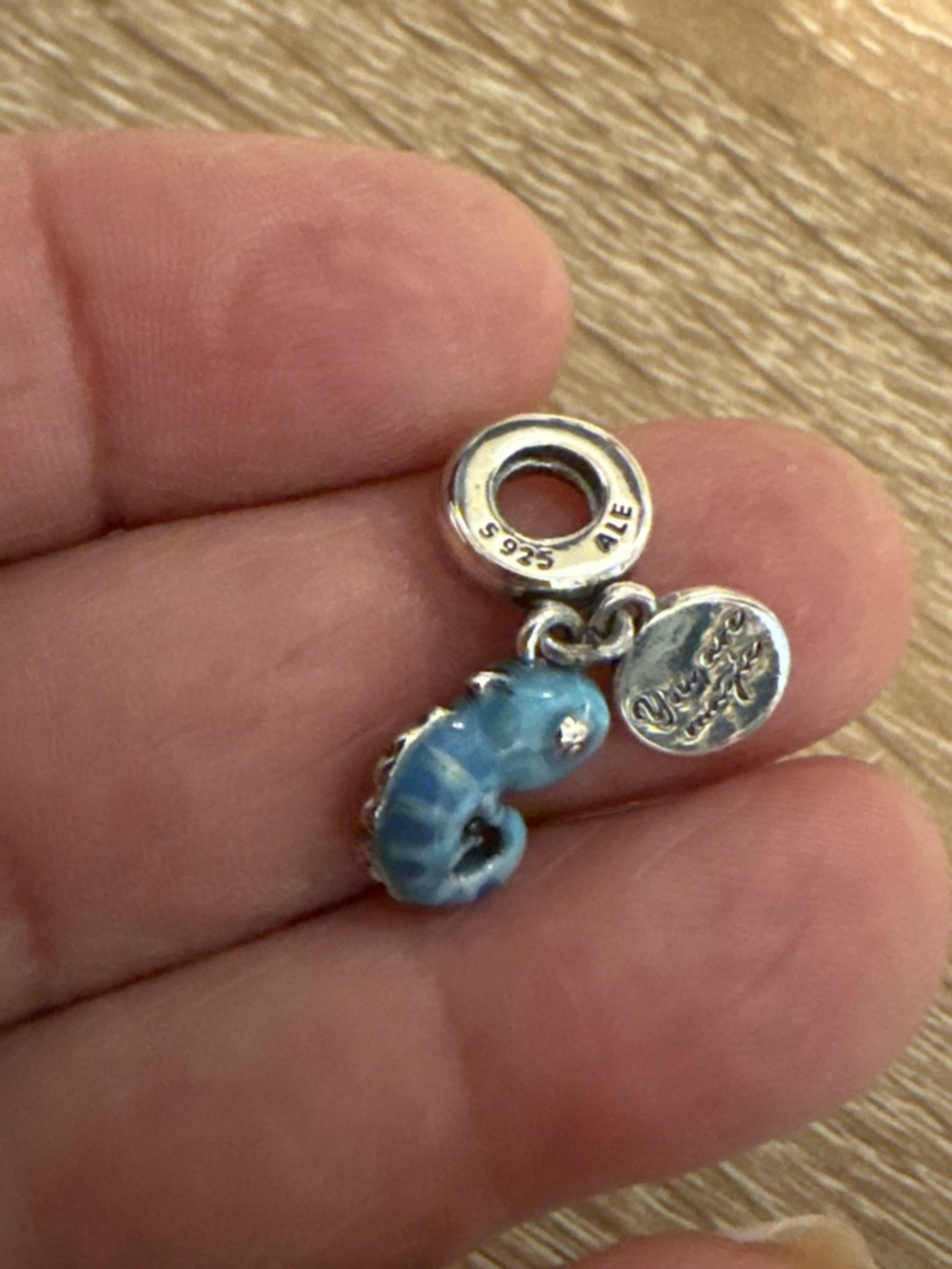 Pandora Blue Seahorse Enamel Dangle Charm - Picture 7 of 7